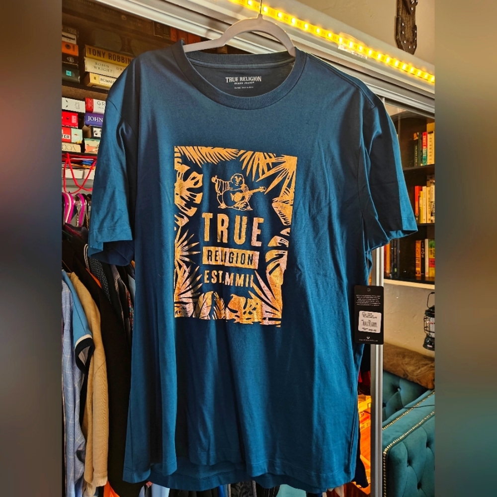 True Religion tshirts xl